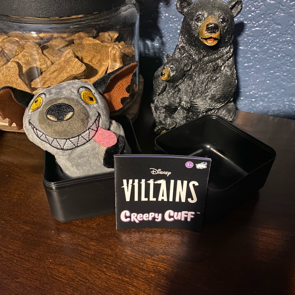 Disney Villains Creepy Cuff